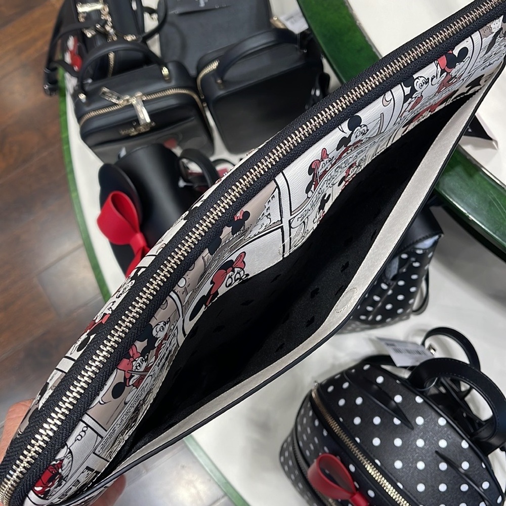 Kate Spade Disney X  Minnie  & Mickey Mouse Comic Universal Laptop Sleeve NWT - Picture 15 of 16